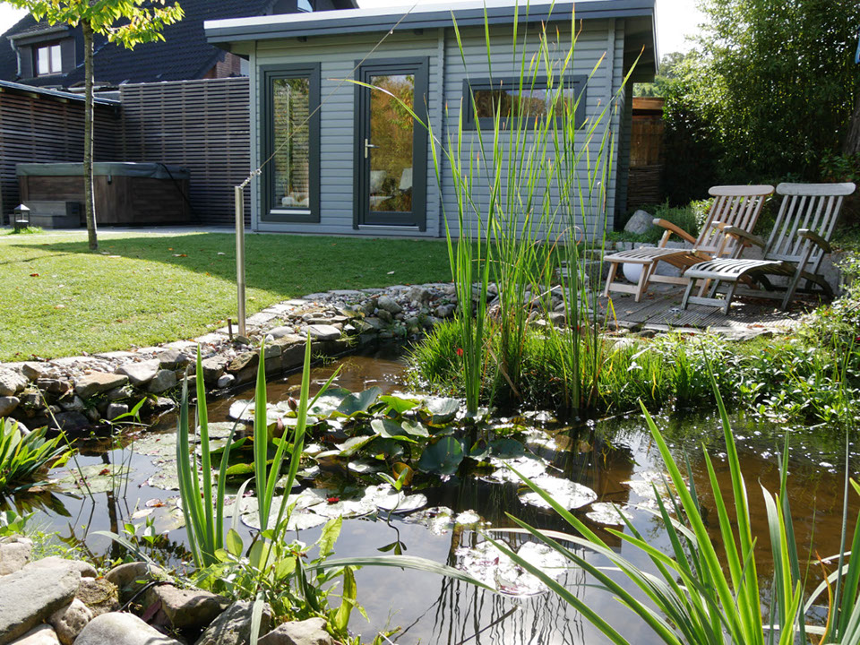 ob am Teich, in der Sauna oder im Whirlpool - Entspannung ist ueberall moeglich, Gartendesign, Gartenbau, Wesel, Gilhaus