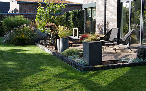 Holzdeck, Beete, Beetgestaltung, Loungeterrasse, Gartendesign, Gartengestaltung, Gartenbau, Wesel, Gilhaus